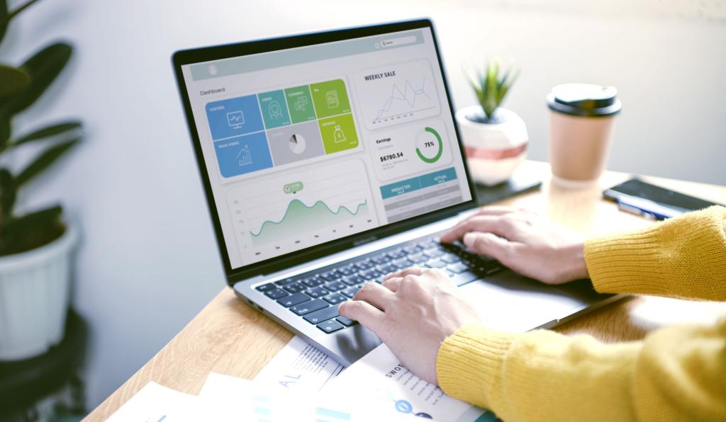 businesspeople-working-finance-accounting-analyze-financi2.jpg businesspeople-working-finance-accounting-analyze-financi2.jpg